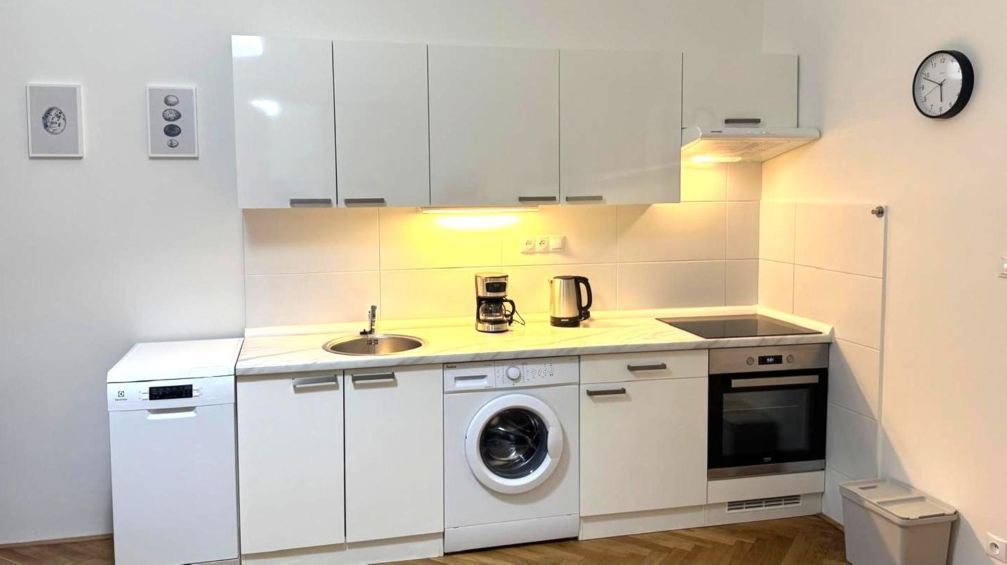 Side Street Apartments براغ المظهر الخارجي الصورة