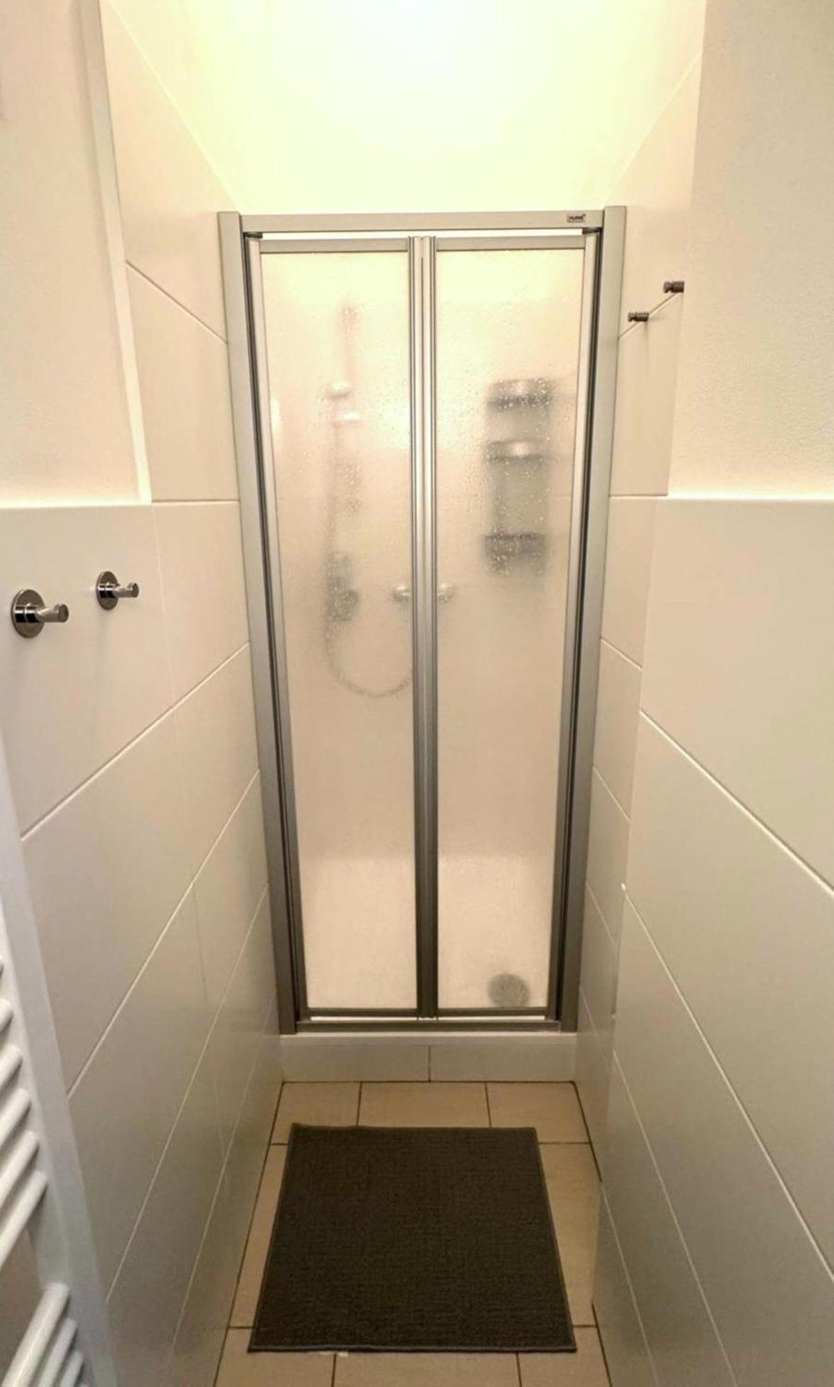 Side Street Apartments براغ المظهر الخارجي الصورة